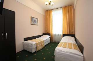 Гостиница Катюша Москва Стандартный двухместный номер с 1 кроватью или 2 отдельными кроватями-1